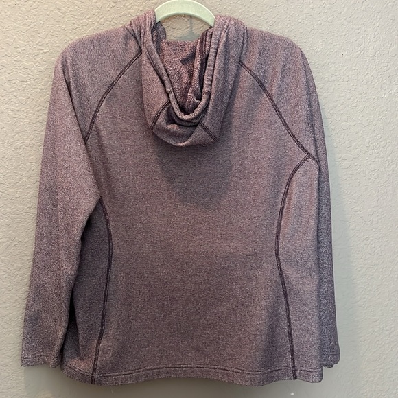 Ladies, purple, lightweight north face hoodie jacket - Picture 6 of 6